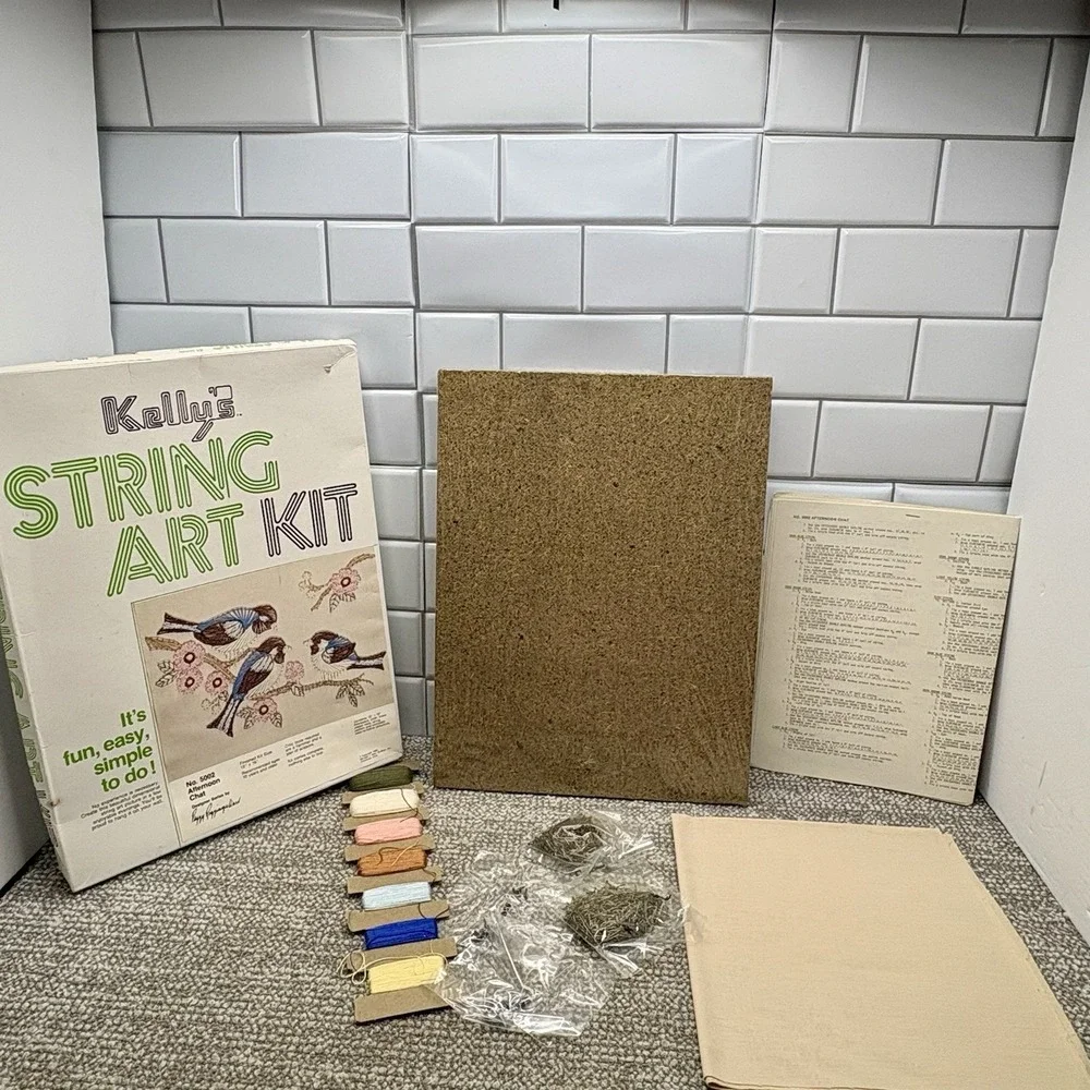String Art Kit 1980 VTG Afternoon Chat Bird‎ Floral Complete New Open Box Craft